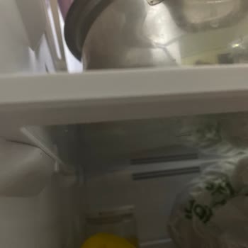 Arçelik Buzdolabı İç Rafları Kesici