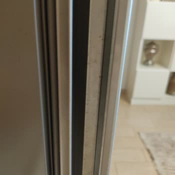 Bosch Buzdolabı Kapağında Paslanma