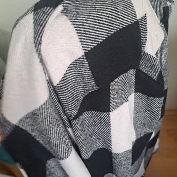 Tudors Gömleklerinde Kalite Hayal Kırıklığı