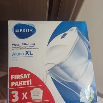 Brita Sürahim Yosun Tutuyor