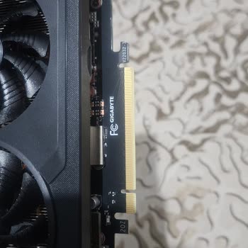 Sinerji Bilgisayar Sinerji Bozuk Ekran Kartı Ve Sistem