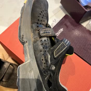 Uvex İş Güvenliği Ayakkabısı