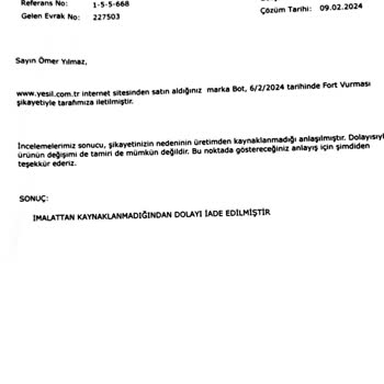 Yeşil Kundura Caterpillar Botun Arkasında Durmuyor.