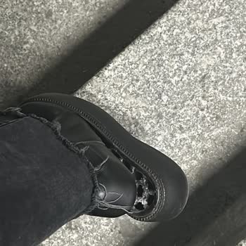 Boyner Tabanı 4 Giymede Sökülen Bot!