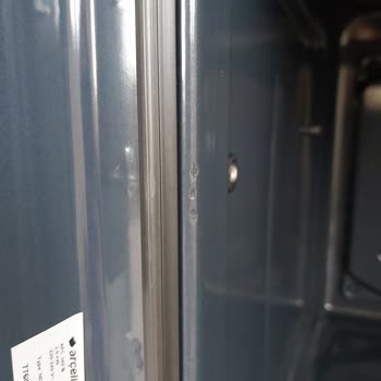 Arçelik Afc 340 Ankastre Fırının İçi Kendi Kendine Soyulup Pas Tuttu