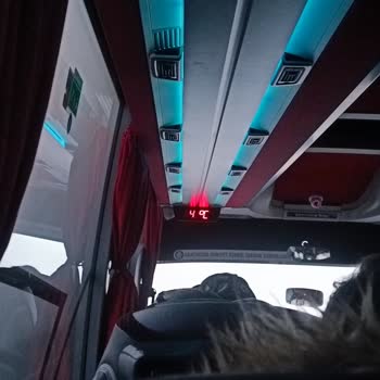 Kamil Koç Otobüste Sigara Şoförler.