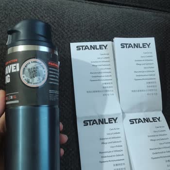 Kutupayısı Kafası Atan Stanley Termos