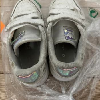 Adidas'ın Kalitesiz Ürünleri