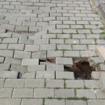 Kocaeli Büyükşehir Belediyesi Kanalizasyon Sorunlarının Vatandaşa Yüklenmesi