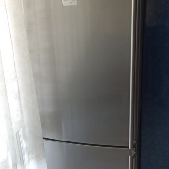 9 Yıllık Siemens Buzdolabında Kronik Soğutma Sorunu