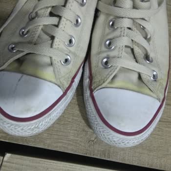 SuperStep Converse Ayakkabı Boya Akıttı