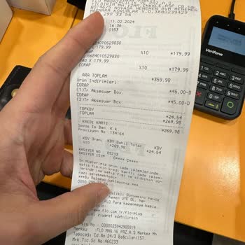 FLO Ayakkabı FLO Ürün Üzerindeki Tutar İle Kasadaki Tutar Farklı