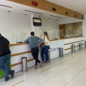 Denizli Enerya'da Uzun Bekleyiş Ve Kaba Personel Sorunu