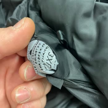 Slazenger Bit Pazarında Bile Satılmayacak Montu Yollamış