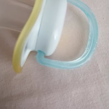 Philips Pahalı Ama Kalitesiz Emzik