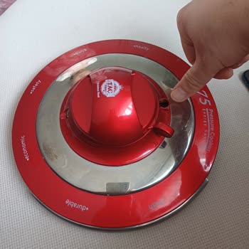 Taç Düdüklü Tenceremin Arızasının Çözümsüz Olması.