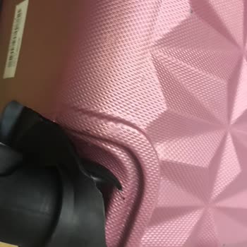 Freebird Havayolları Freebird Havayolu Şirketi Valizime Hasar Verdi Ve Tazmin Edilmedi