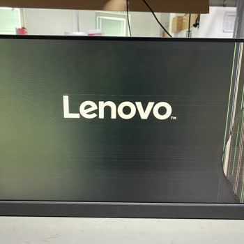 Lenovo Sağlam Gönderdiğim Bilgisayara Ekran Kırık Diyerek Yapmadı