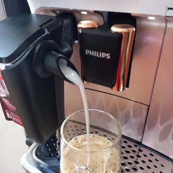 PHILIPS Ev Aletleri Philips 5400 Kahvenin Sıcak Olmaması