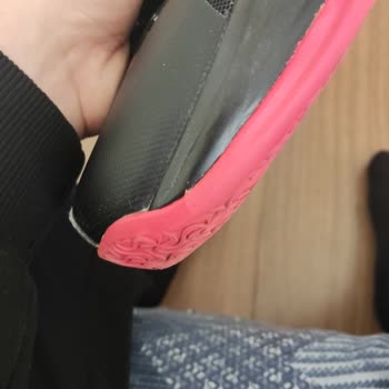 Lescon Bizi Mağdur Etti.