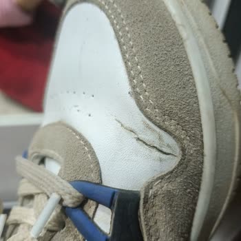 FLO'dan Aldığım Hummel Marka Ayakkabının Kötülüğü