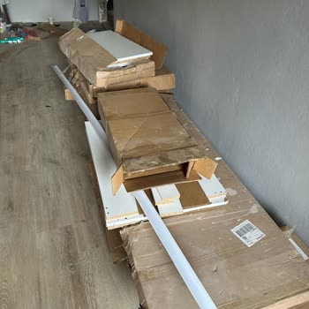 Koçtaş Visas Marka Hasarlı Mutfak Dolabı