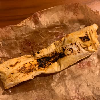 Trendyol GO Kuryesi Yemeğime Basmış