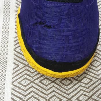 Nike Ürünün Arkasında Durmuyor