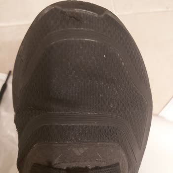 Yalı Spor Adidas Mağduriyetimin Acilen Giderilmesi Talebimden İbarettir.