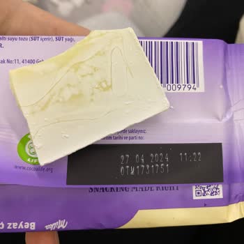 Milka Beyaz Çikolata Renk Ve Tat Değişikliği