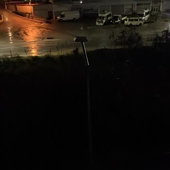 ADM Elektrik Dağıtım Aydem Çözülmeyen Işık Ve Boşta Kablo Problemi