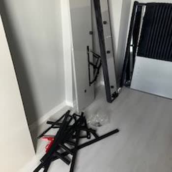 Ergül Mobilya Kırık Dökük Y. Odası Gönderdi Ceset Gibi Evde Duruyor