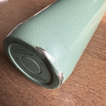 Stanley Termosumun Dış Yüzeyi Döküldü