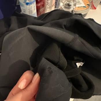 Леггинсы Oysho с дефектом ткани