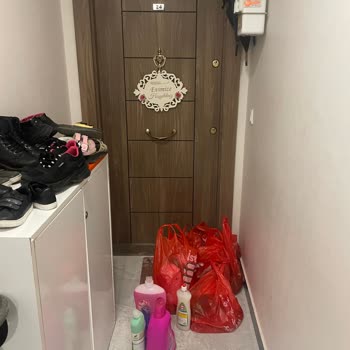 İste Gelsin Saçmalığı