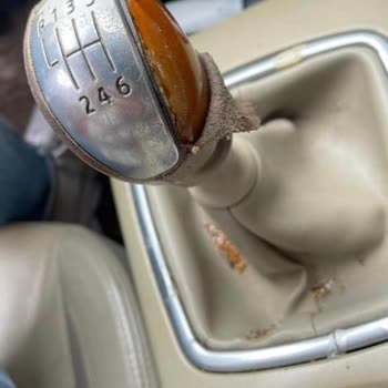 Renault Kalitesiz Malzeme Kullanımı Ve Yüksek Fiyat Politikası