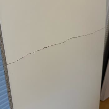 IKEA İkidir Kırık Parça Yolluyor, Değişim Talebim Takip Edilemiyor