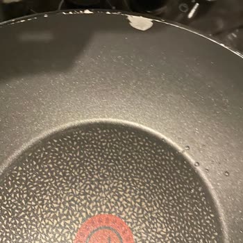 Tefal Wok Tava X6 Kaplama Soyulması