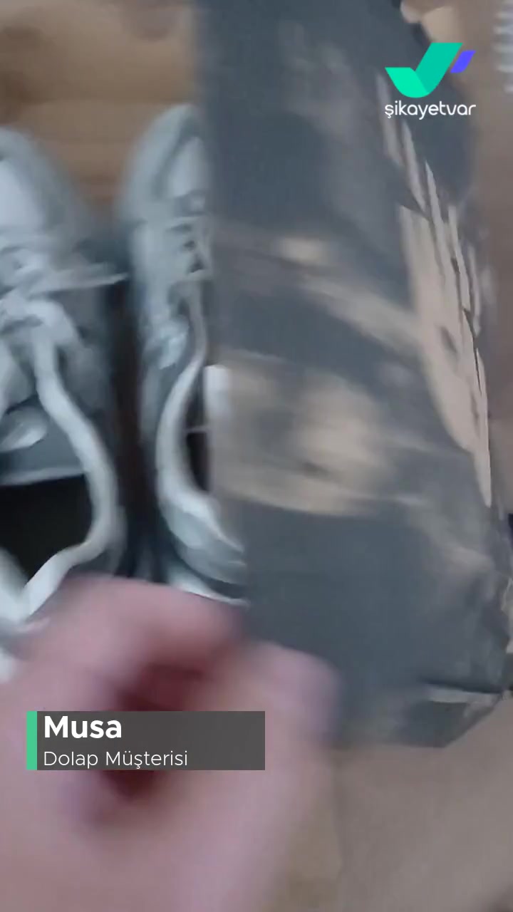 Dolapta Muhatap Bulamıyorum! videonun kapak resmi