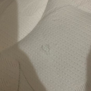 Aksu Çarşı Yırtık Yatağı Bırakıp Kayıplara Karıştı