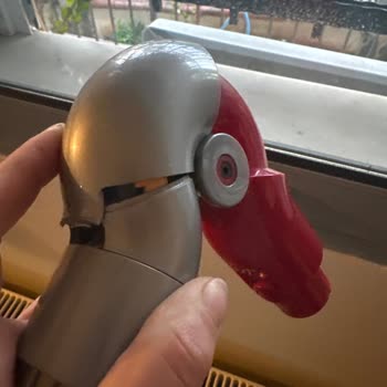 Dyson Koltuk Altı Süpürme Aparatı!