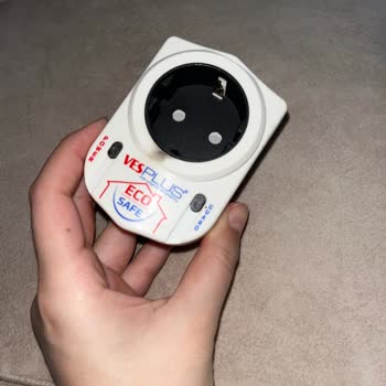 Vesplus Akım Koruyucu Priz