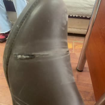 Nine West Pişmanlığı Kalitesiz Bot