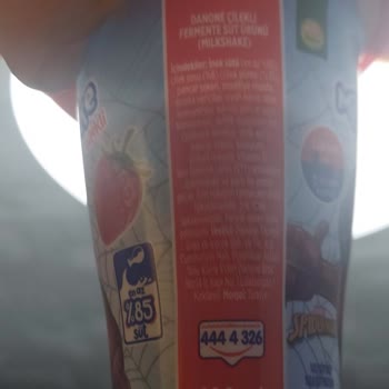 Danone Tikveşli Çilekli Milkshake'te Eksik Gramaj Hayal Kırıklığı
