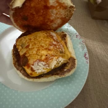 Trendyol Yemek-köfteci Yusuf Caferağa Yanlış Sipariş Getirilmesi