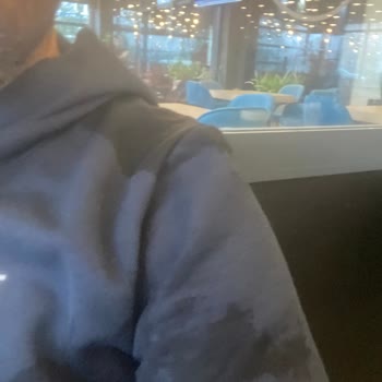Calvin Klein Su Geçirmez Mont Şikayeti