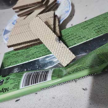 Eti Gıda Eti Hoşbeş Gofret Siyah Lekeler