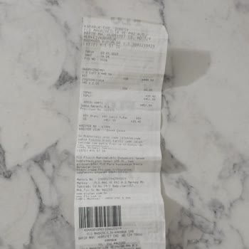FLO Ayakkabı FLO Mağazasından Almış Olduğum Bayan Botları 2 Ay İçerisinde Yırtıldı
