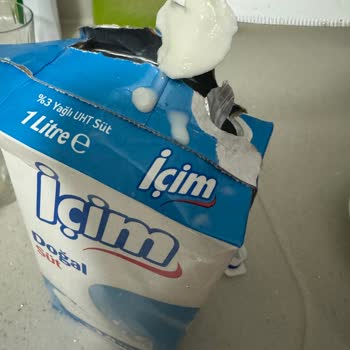İçim Sütün İçinden Çıkan Şeye Bakın