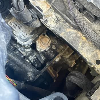 Exide.com Exide Akü 1 Yıl Dolmadan Sıvı Akıtması Ve Bozulması